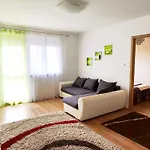 Apartment Nagyerdo - Simonyi Ut
