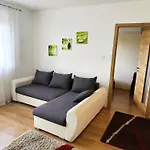 Apartment Nagyerdo - Simonyi Ut