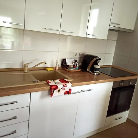 Nagyerdo - Simonyi Ut Apartament *