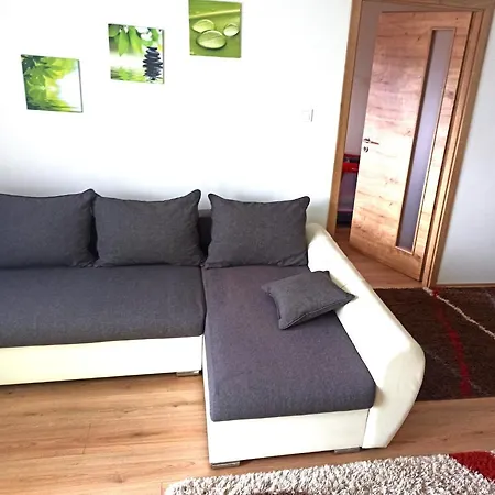 Nagyerdo - Simonyi Ut * Debrecen