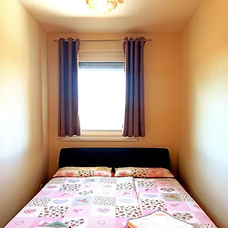 Apartament Nagyerdo - Simonyi Ut *