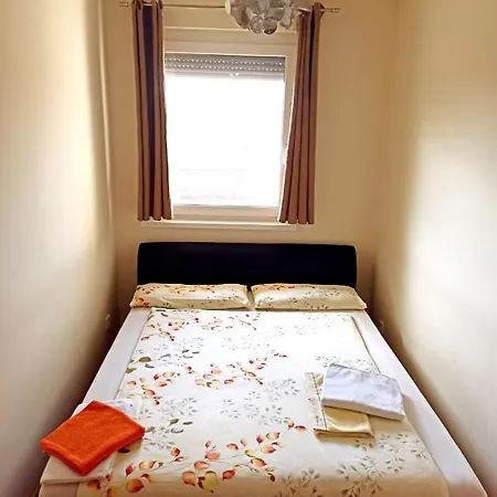 Apartmán Nagyerdo - Simonyi Ut