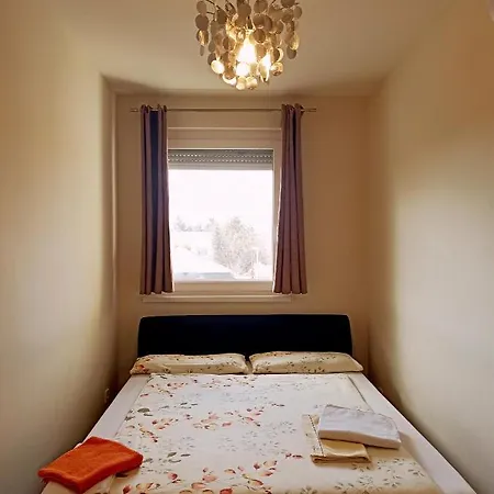 Nagyerdo - Simonyi Ut Apartment *