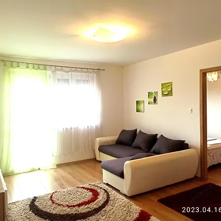 Nagyerdo - Simonyi Ut Debrecen