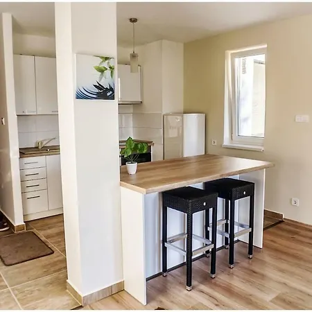 Nagyerdo - Simonyi Ut Apartment Debrecen