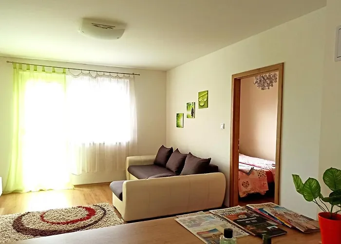 Nagyerdo - Simonyi Ut Apartamento *
